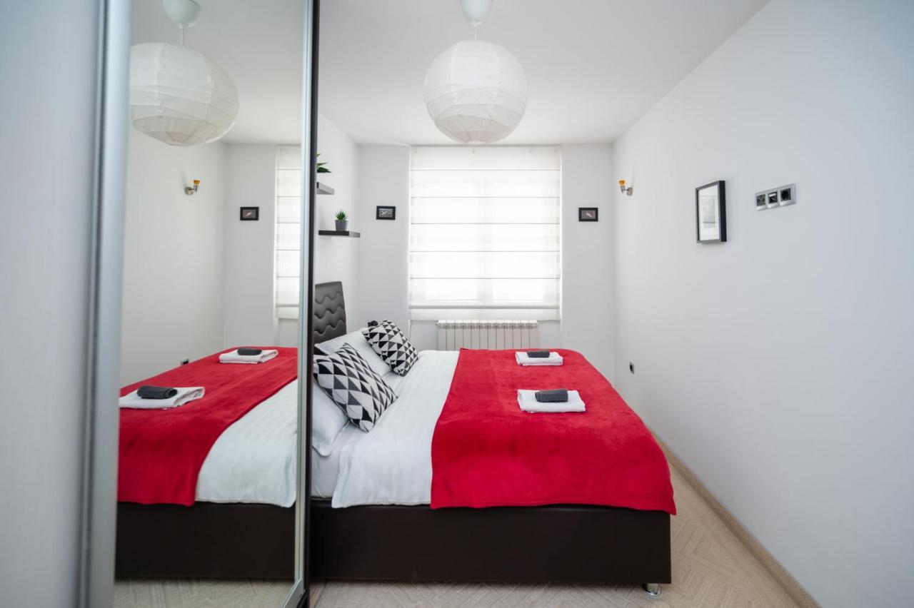 Bright 1Bdr Apartment In The City Center Saraievo Exterior foto