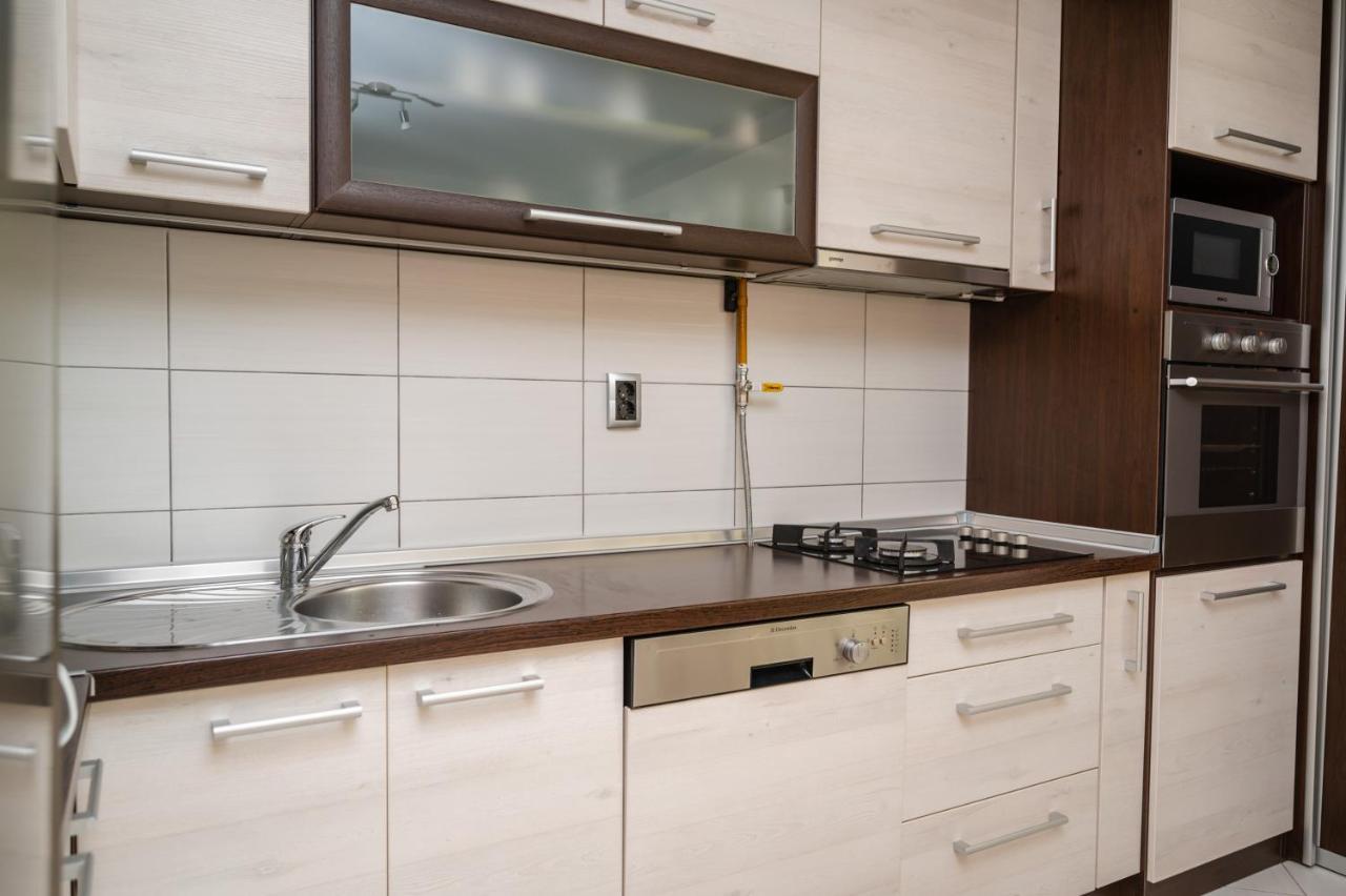 Bright 1Bdr Apartment In The City Center Saraievo Exterior foto